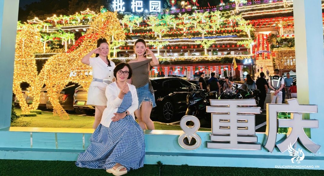 tour-thanh-do-6n5d-|-cuu-trai-cau-truot-tuyet-gia-co-son_7Tour-trung-khanh-truot-tuyet-kim-phat-so